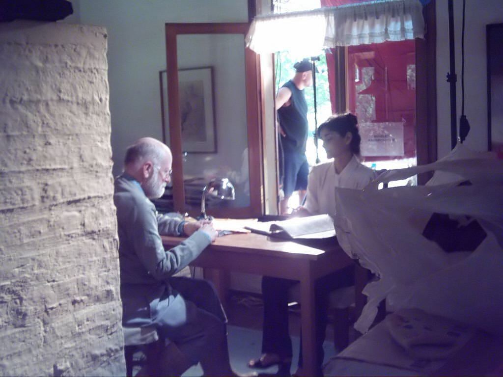 Hugo y Yanina, rodando escena de la oficina de cr�ditos. 9/12/2007 (4:05 PM)