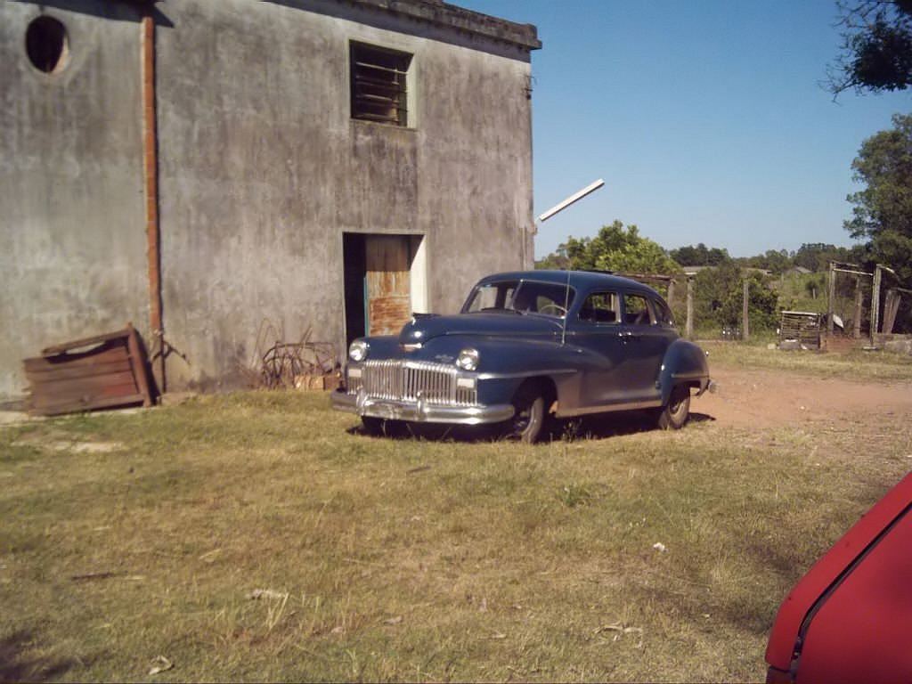 Llega el De Soto, manejado por Max. 8/12/2007 (9:25 AM)