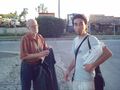 Luego de dos d�as, Hugo Bardallo se despide de Tacuaremb�, a su lado, Diego. 9/12/2007 (8:29 PM)